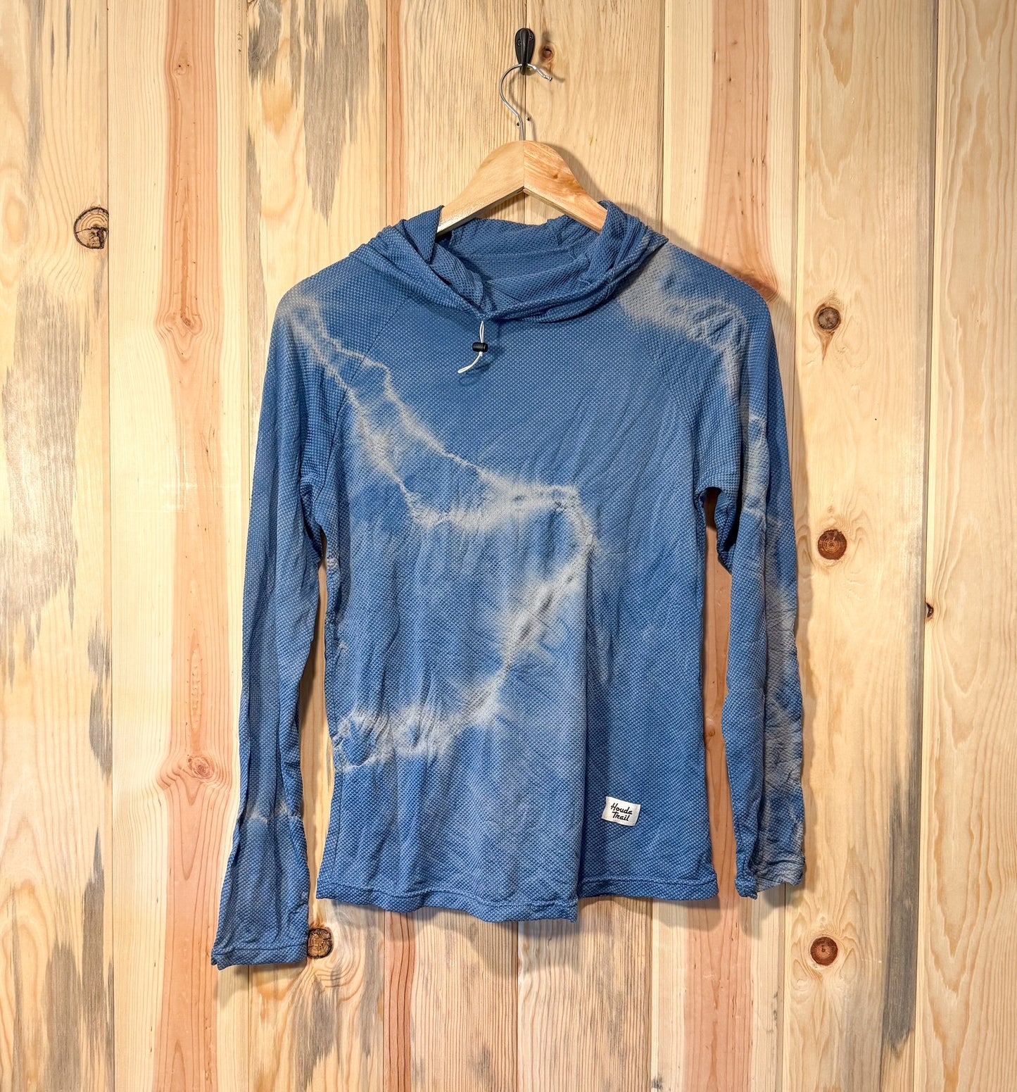 Women's Medium Delta Sun Shirt - Saphire
